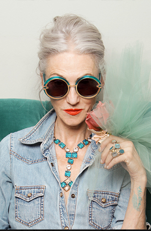 KAREN WALKER – CAMPAIGN WITH A DIFFERENCE